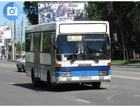 AX 9915 AC, Mercedes-Benz O402
