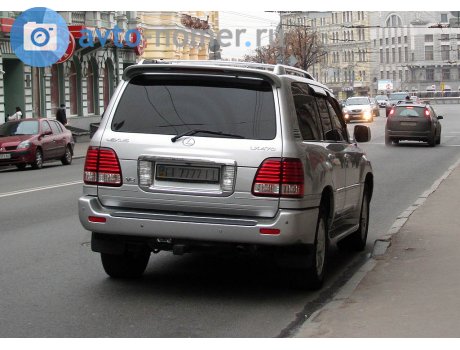 II 7777 II, Lexus LX