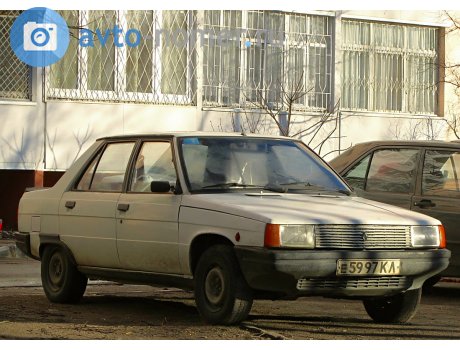 е 5997 КЛ, Renault 9