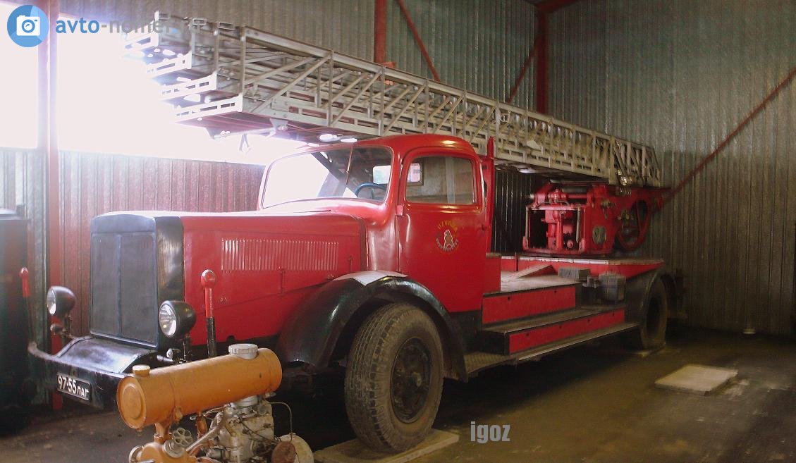 9755 ЛАГ, Mercedes-Benz L/LA-Series Trucks 