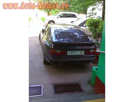 ч 9901 МН, Porsche 944