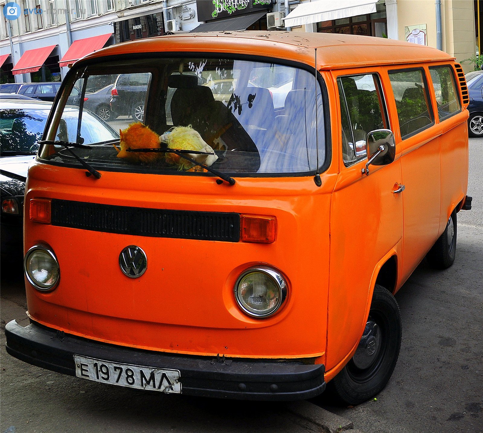 е 1978 МЛ, Volkswagen Kombi 2nd gen Bus/Kombi Van (T2b), 1st facelift, 1967–1979 (–1982 for BR- and MX-market)